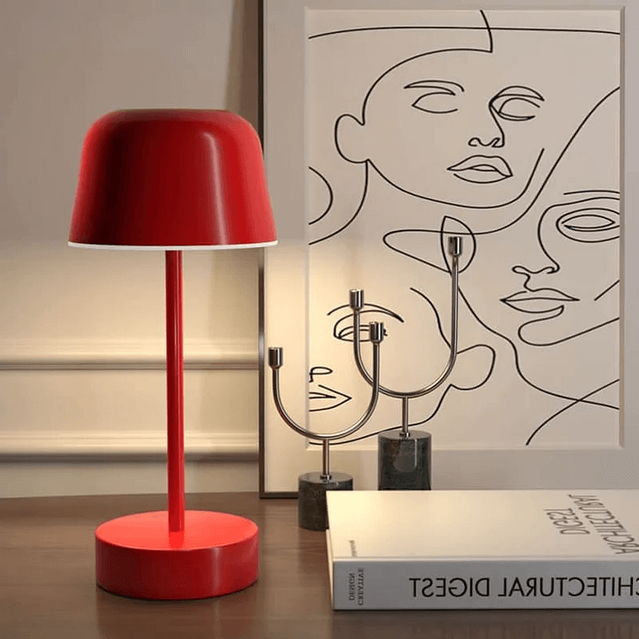 Genopladelig LED Bordlampe - Metaldesign