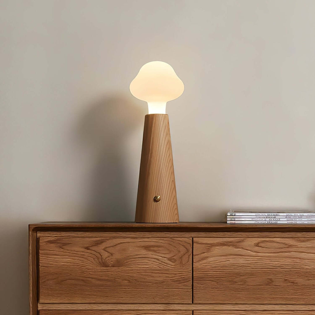 Skyformet LED Bordlampe - Justerbar Belysning