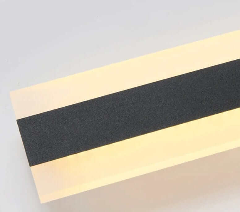 LED Væglampe i Stribet Design | Moderne Indendørs Belysning