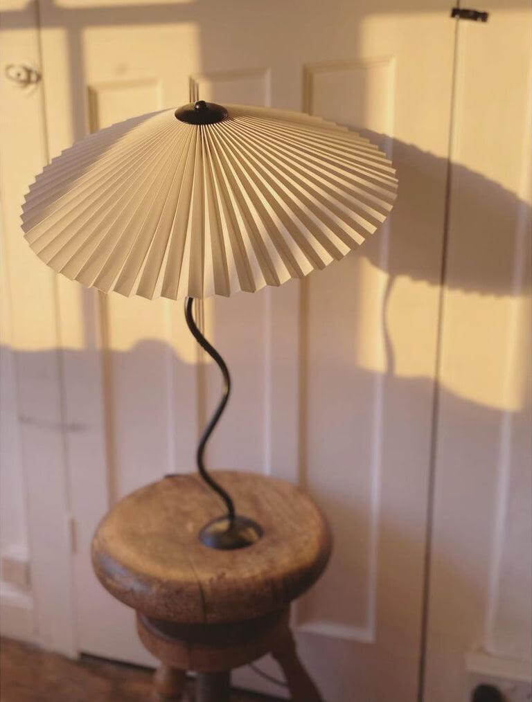 Designer Bordlampe i Metal - 43cm