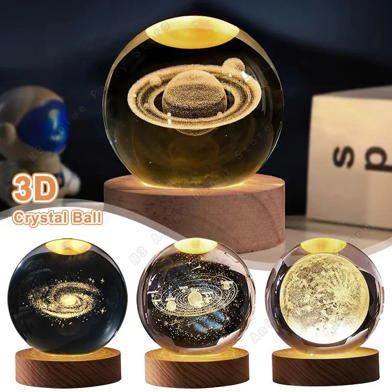 Dekorativ 3D krystalkugle natlampe, en LED bordlampe der skaber stemningslys. Perfekt til hjemmeindretning.