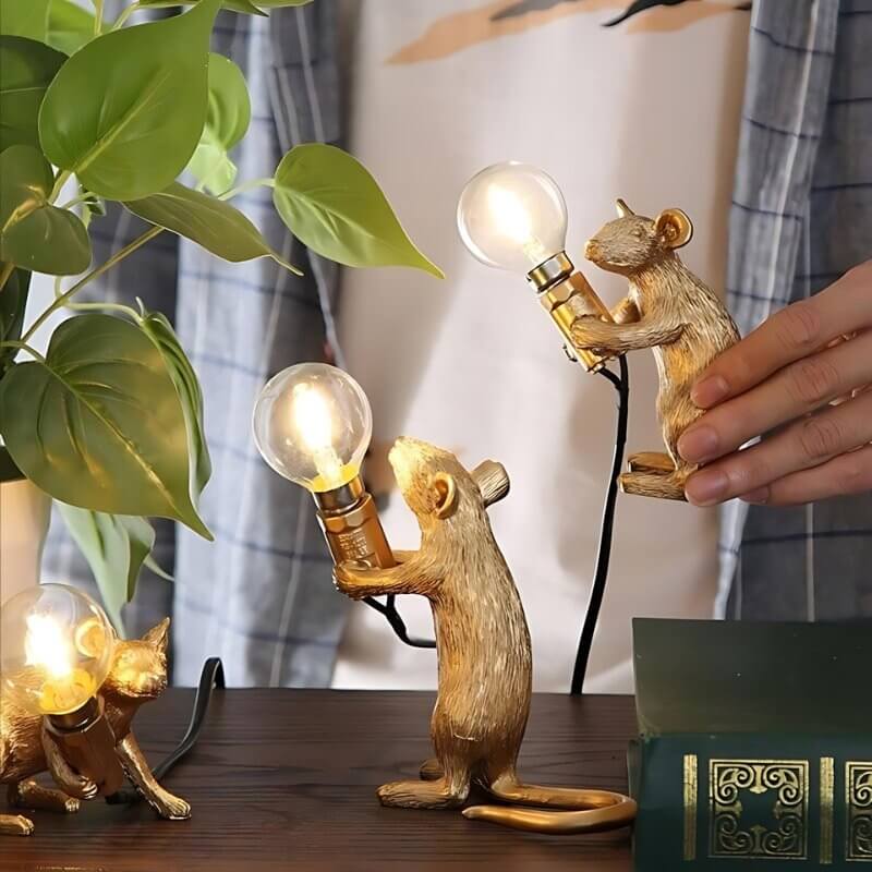 Mus Harpiks Bordlampe med LED-pære