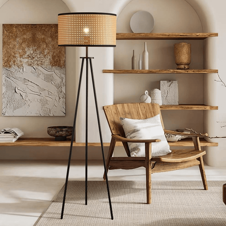 Trebenet Gulvlampe i Rattan