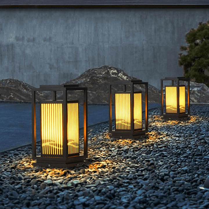 Soldrevet Havepæl Lampe - Vandtæt LED Udendørslys