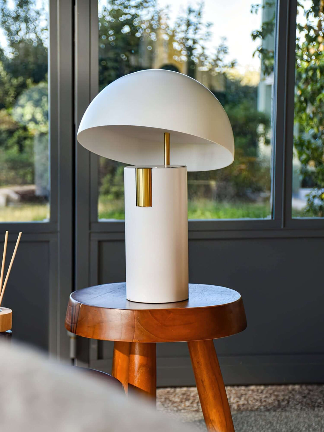 Designer Bordlampe i Metal og Glas - 30cm