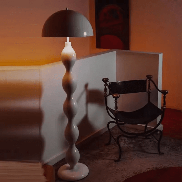 Elegant LED Gulvlampe i Skandinavisk Design