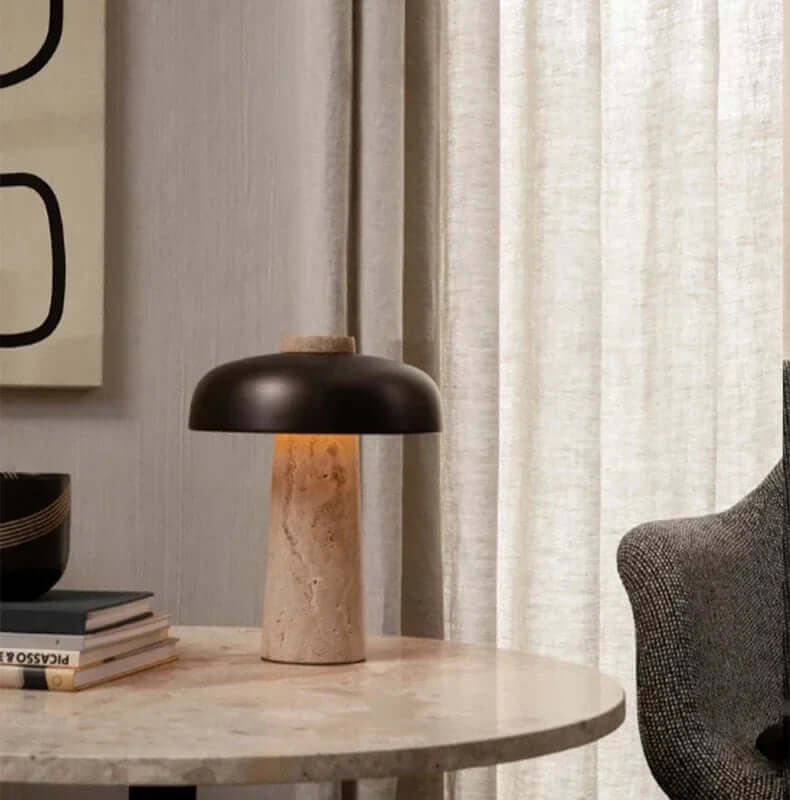 Elegant Travertin Bordlampe - 25cm