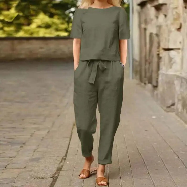 Moderne afslappet forårssæt til damer, et todelt outfit for stilfuld komfort og hverdagsbrug.