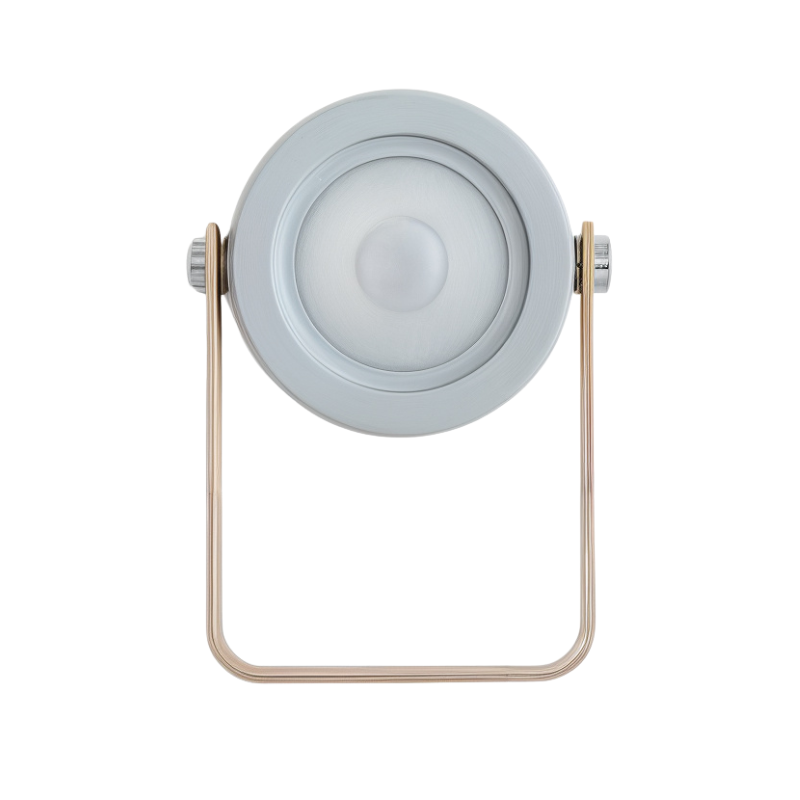 Praktisk belysning med denne dæmpbare LED-bordlampe. Trådløs, bærbar og nem at oplade via USB.