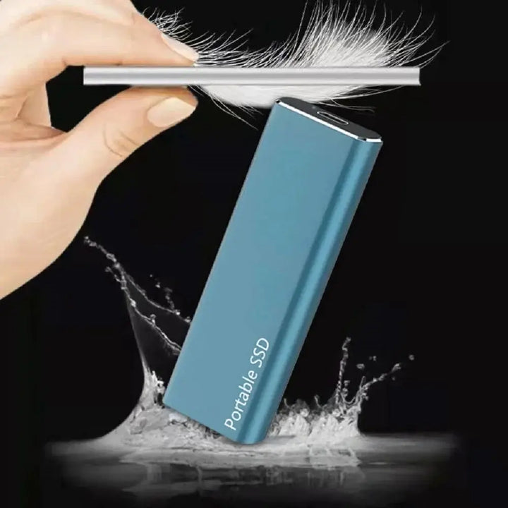 Kompakt aluminium SSD til hurtig dataopbevaring. Solid state drive med USB-C for nem backup.