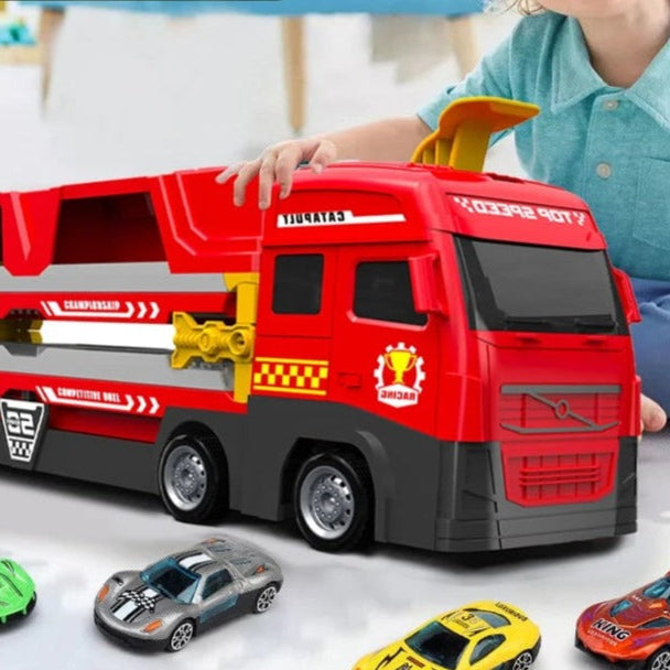 Børnelegetøj: stor legetøjslastbil åbner sig til en spændende racerbane med racerbiler. Perfekt 2i1 transportlegetøj.