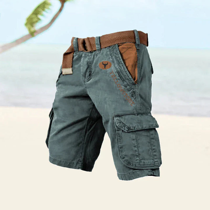 "Blå cargo shorts til herre med mange lommer og justerbar linning for optimal komfort og stil."