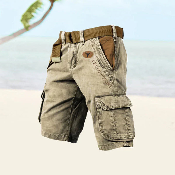 "Blå cargo shorts til herre med mange lommer og justerbar linning for optimal komfort og stil."
