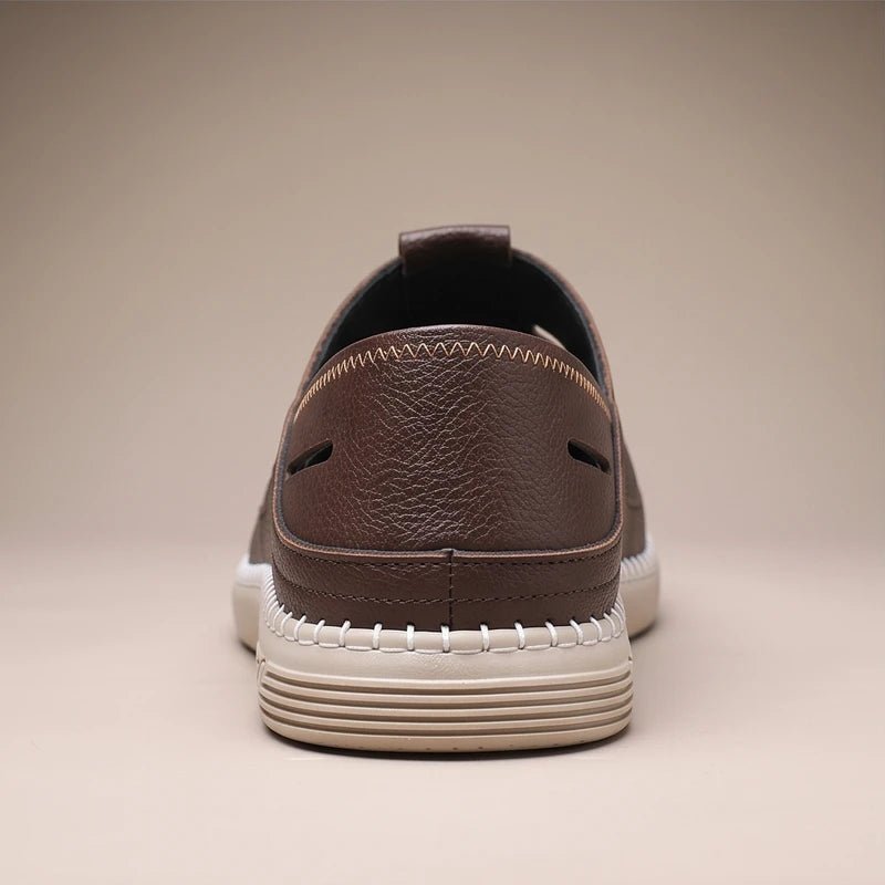 Moderne fisherman sandaler til herre. Lukkede tæer og ventileret design gør dem perfekte til sommer & fritid.