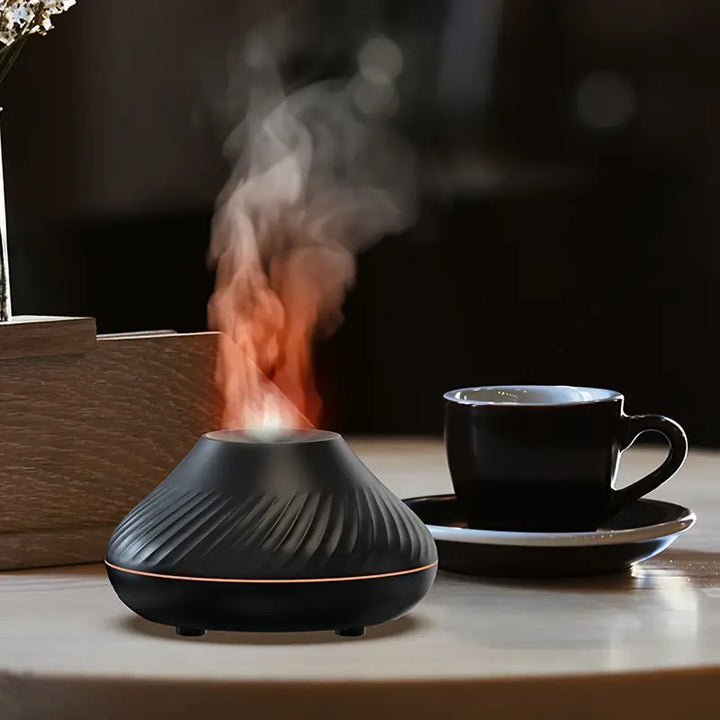CalmMist diffuser forbedrer luften og spreder duft af æteriske olier; perfekt til afslapning og wellness.