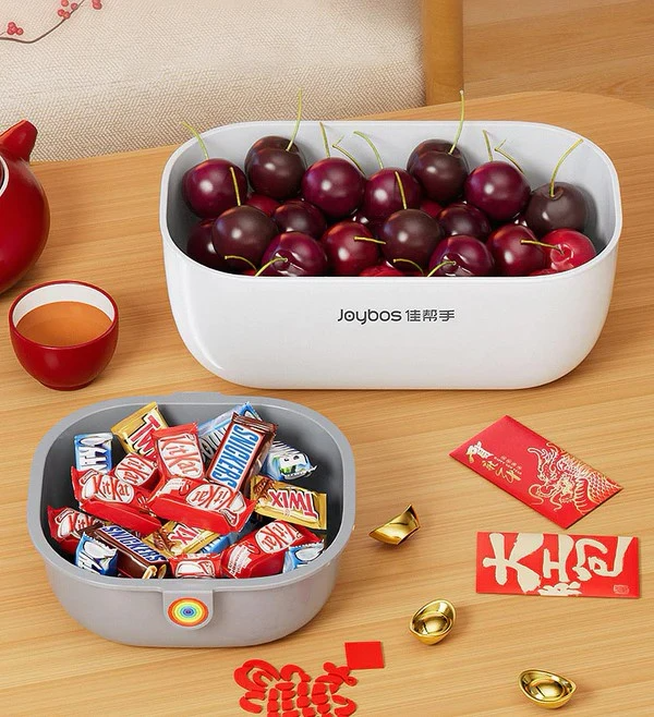 Ergonomisk CrispNest snackskål, der gør snacktid nemmere, renere og mere stilfuld for alle.