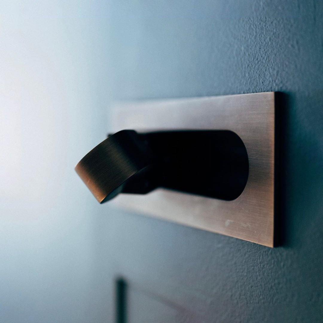 Justerbar LED Sengebordslampe