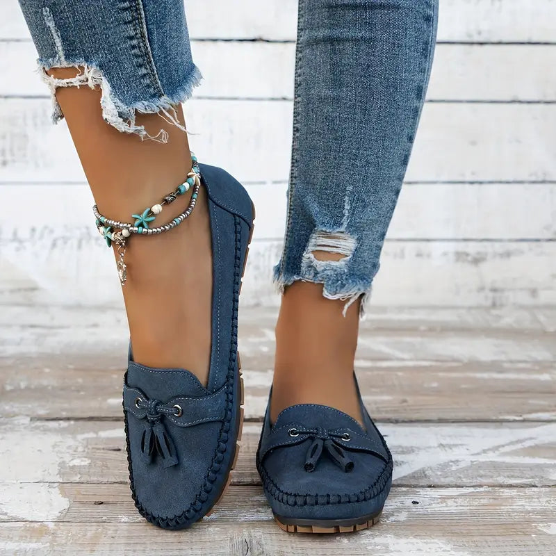 Klassiske beige dame loafers med fodstøtte. Stilfulde Annika komfortsko til kvinder.