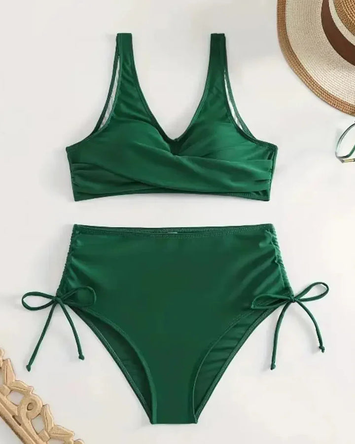 Dame bikini sæt med høj talje, justerbar shaping effekt og V-udskæring.