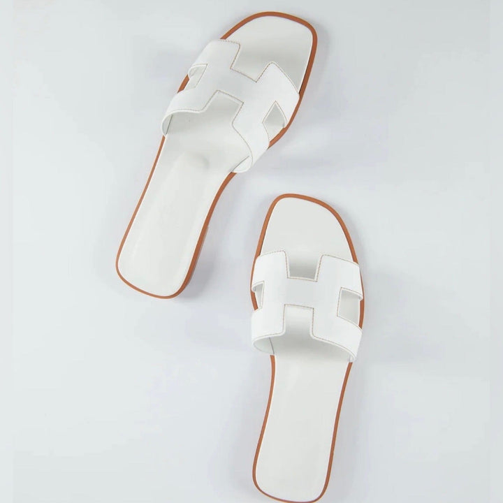 Komfortable flade sandaler til kvinder, ideelle til lange dage med stil og lethed.