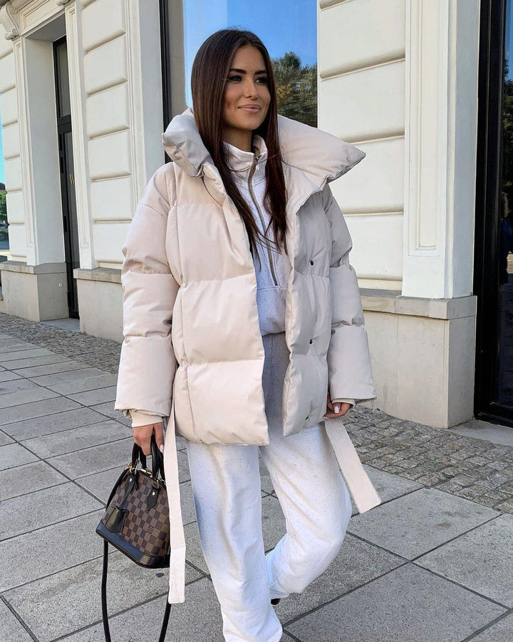 Ella tidløs komfort: Oversize vinterjakke for kvinder, varm og behagelig til vintermode.