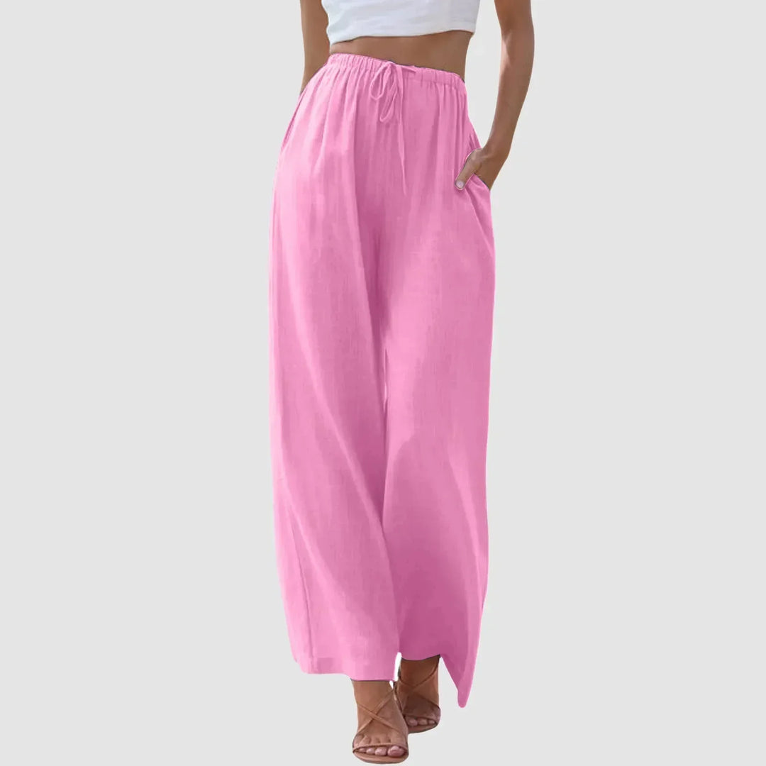 Let og åndbar dame sommerbuks med elastisk talje og brede ben. Komfortabel og elegant til kvinders afslappede outfit.