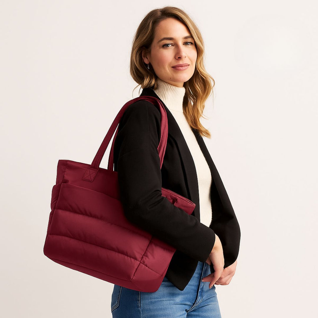 Blød og stilfuld puffy dame taske, en chic håndtaske til enhver modebevidst kvinde.