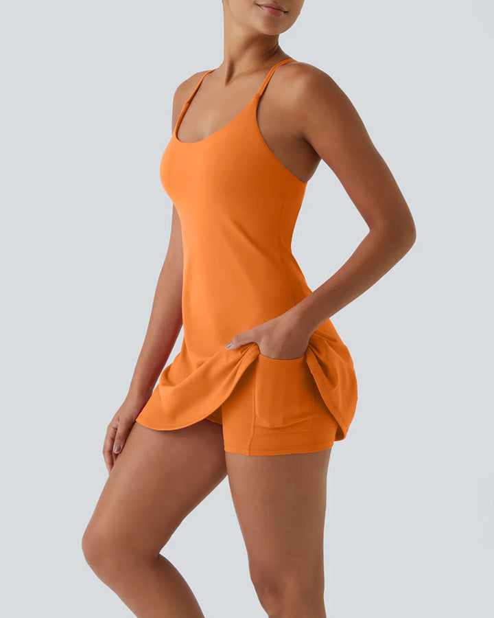 Den ultimative komfortkjole: shaping, indbygget bh og shorts for kvinder.