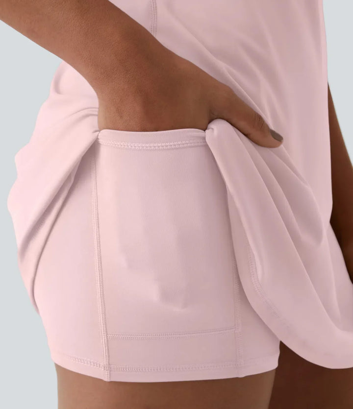 Komfortabel damekjole med indbygget bh, shorts og shaping, perfekt til afslapning.