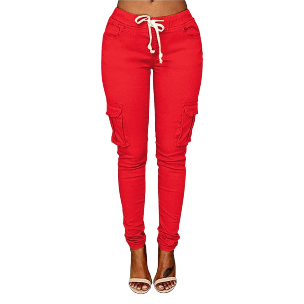 Komfortable slim fit cargobukser til kvinder. Ankel-længde og snøre for et stilrent, afslappet look.
