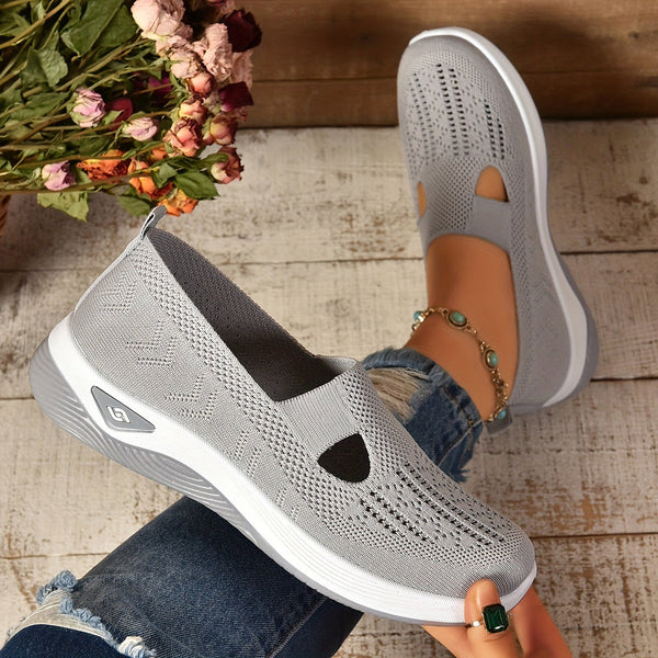 Stilfuld slip-on komfortsko til damer, ultralet design for sommersko og gåsko.