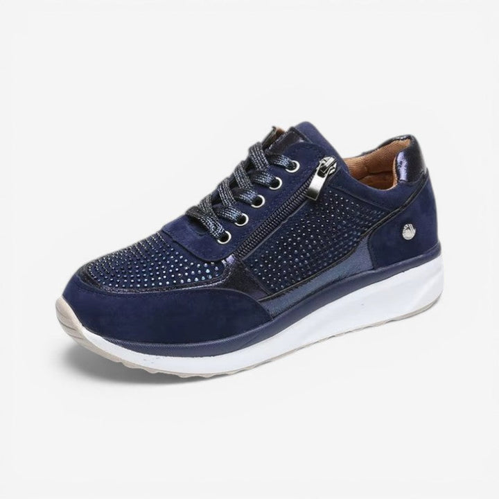 Moderne dame sneakers med rund tå og nem sidelås. Skridsikre og stilfulde hverdagssko for kvinder.