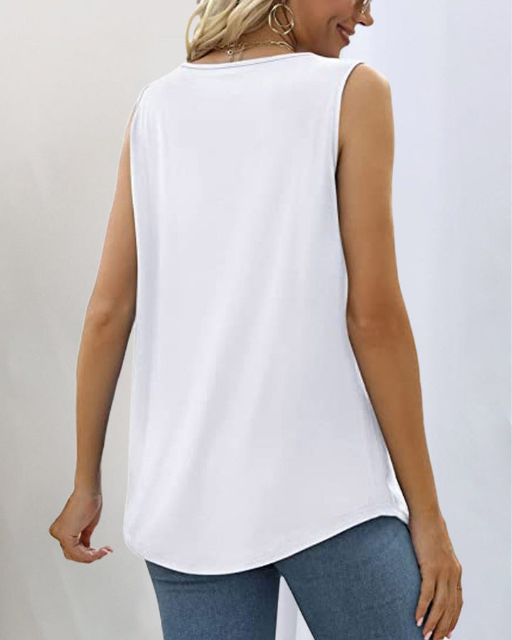 Sommerlig dame sommertop i let design. Ideel til stilfuld sommer mode og feriebrug. Åndbar og komfortabel.