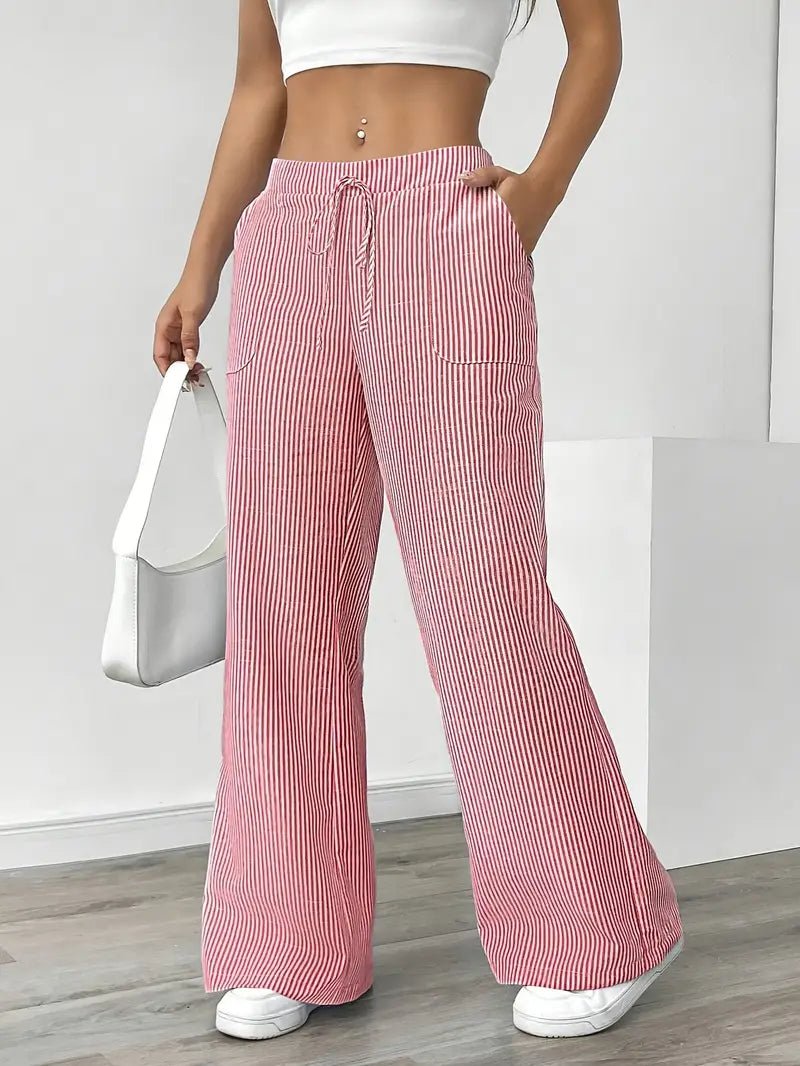 Casual wide leg bukser til kvinder i stribet design med lommer. Behagelige sommerbukser.