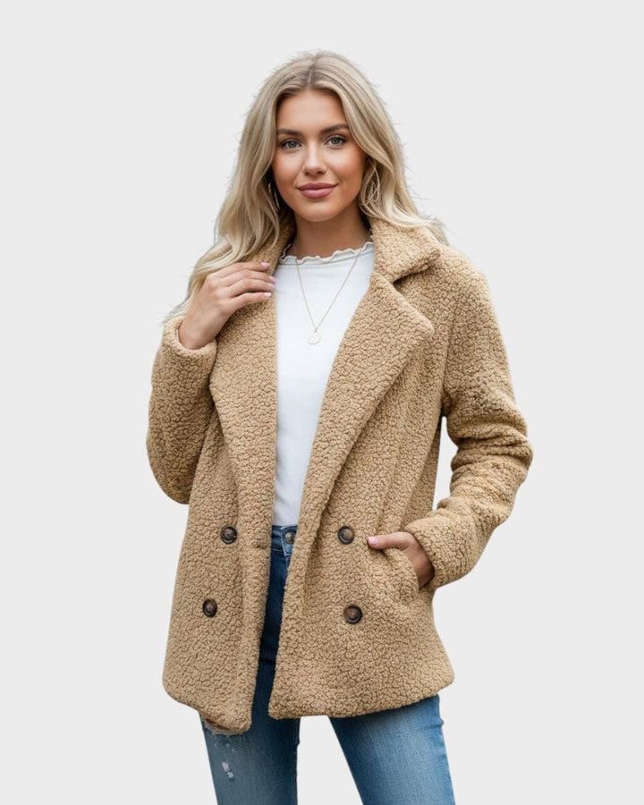 Komfortabel damefrakke. Varm teddyfleece frakke ideel til kolde efterårs- og vinterdage.