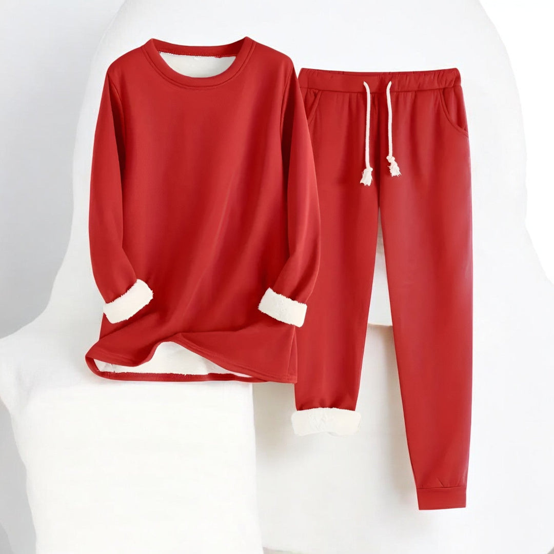 Dame fleecesæt, ideelt hjemmetøj. Termisk og blødt for varm vinterkomfort, afslappet loungewear.