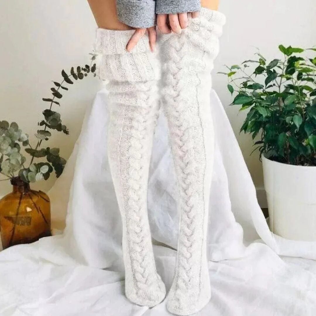 Elegante langesokker i uld til kvinder, perfekt til vintermode og hygge.