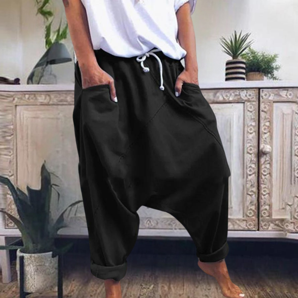 Afslappede damebukser med løs pasform, ideelle som komfortbukser. Perfekt til streetwear og hverdagsmode.
