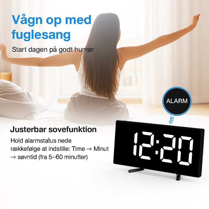 Tydeligt digitalt ur med buet LED skærm og energibesparende funktion.