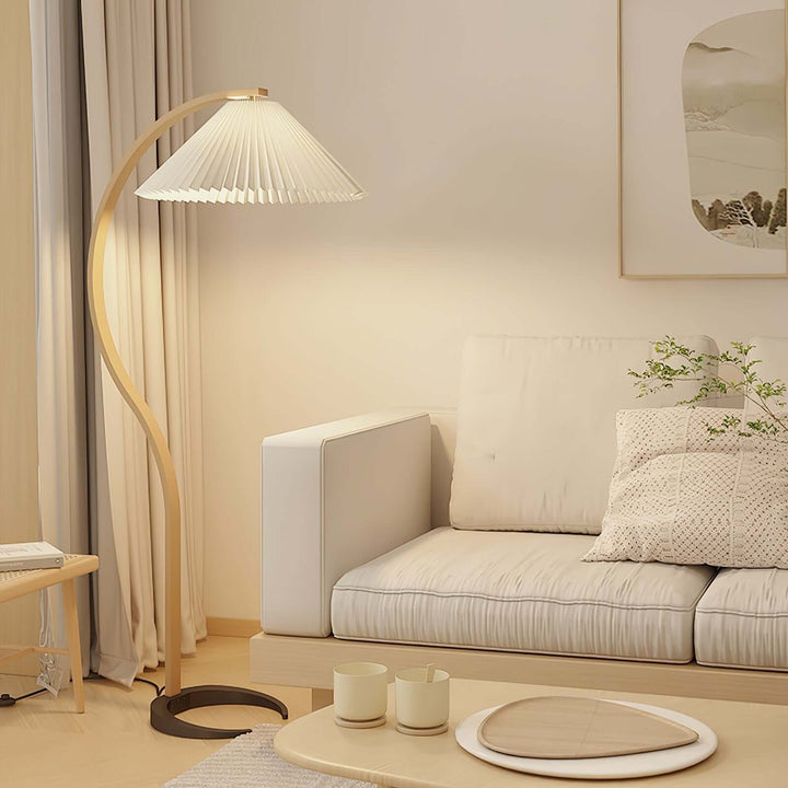 Designer Gulvlampe i Træ & Metal