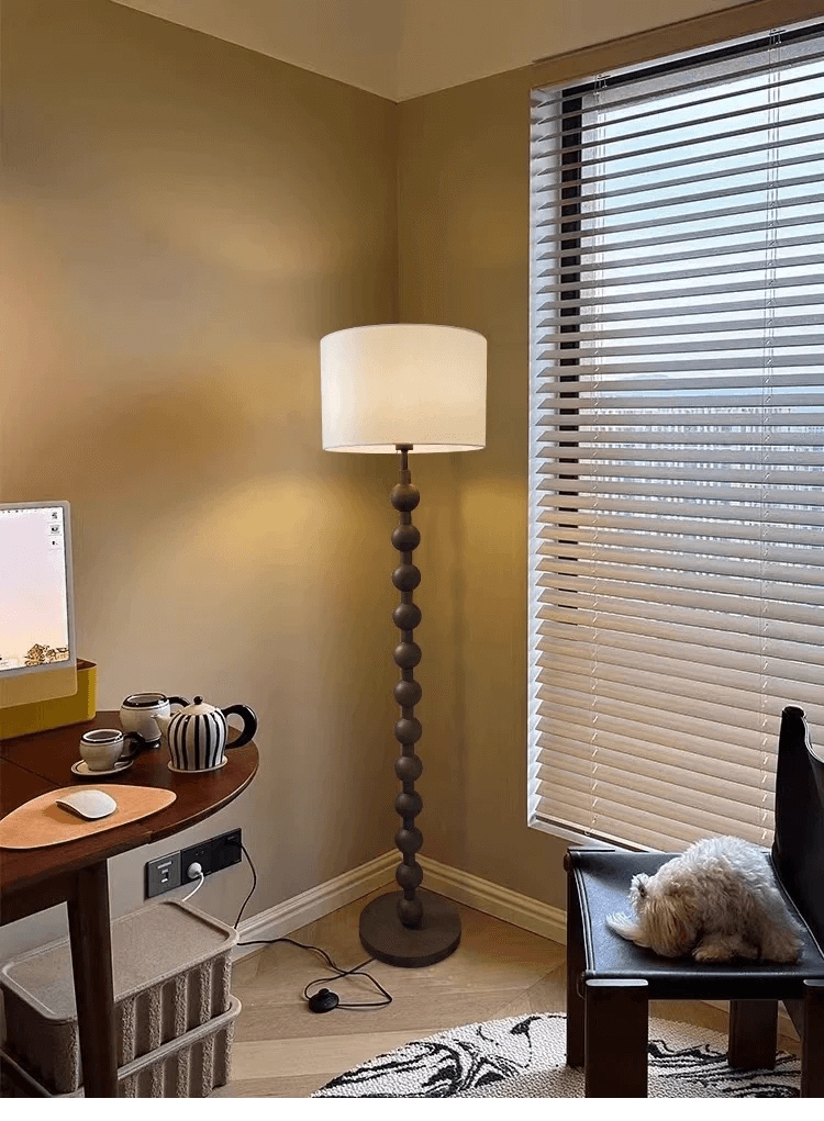 Elegant Gulvlampe i Træ - Japandi Stil