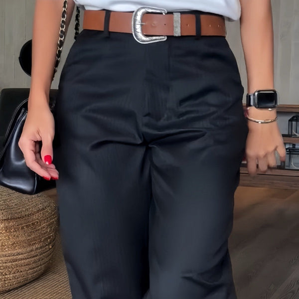 Komfortable højtaljede stribede bukser til kvinder med lige ben, sikrer elegant stil hele dagen.