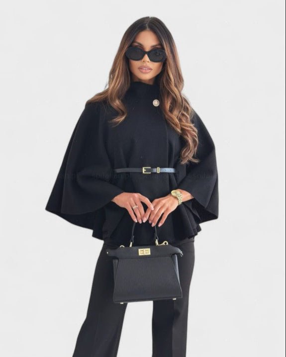 Modebevidst dame høstjakke i elegant polyester med taljebælte, stilfuld og komfortabel.