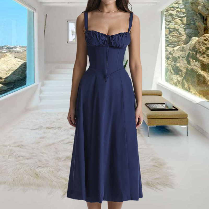 Den perfekte feriekjole! Blomstret dame maxikjole i empirestil. Elegant og komfortabel til sommeren.