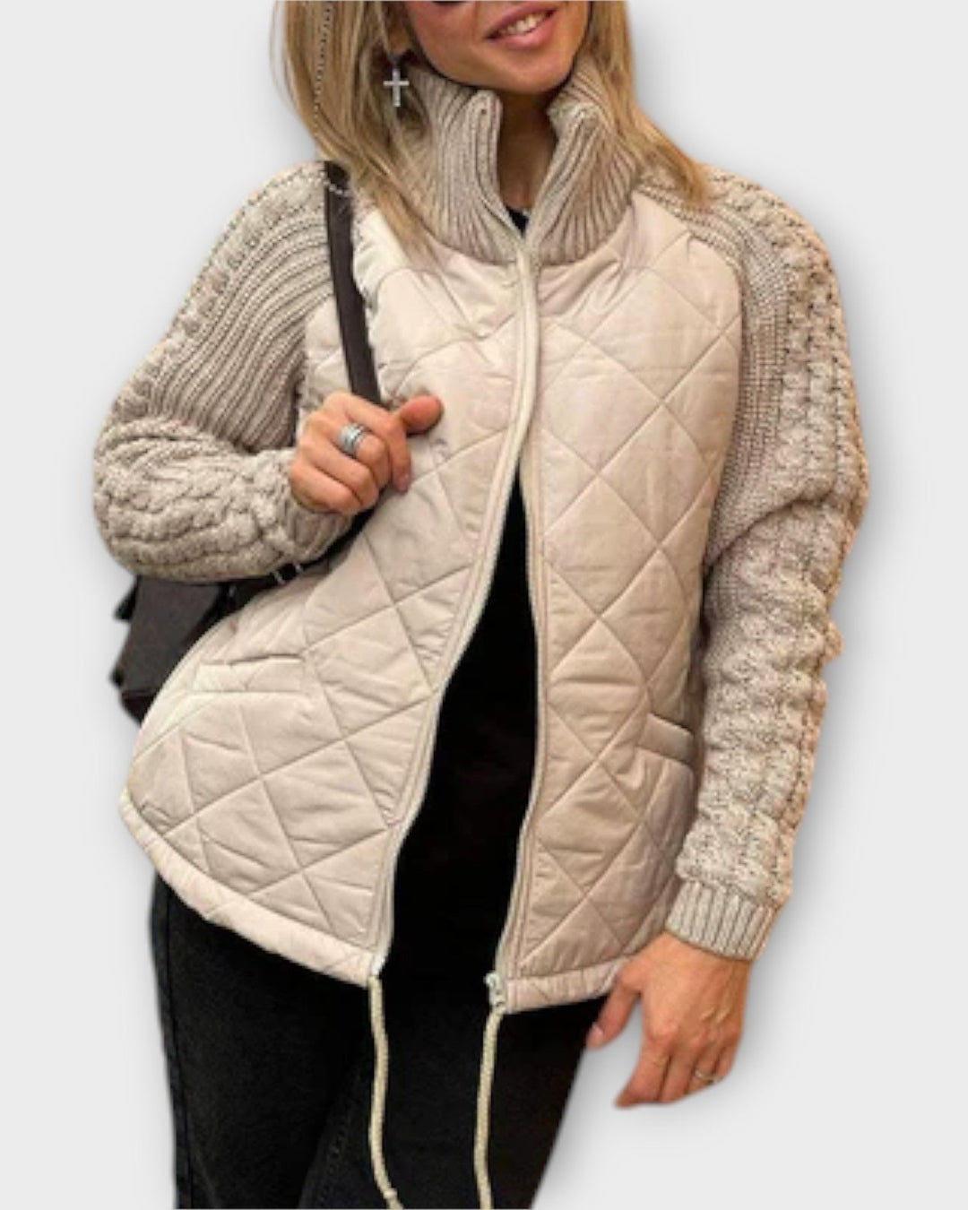 Elegant damejakke med høj krave, perfekt til stilfuld hverdag & fest.
