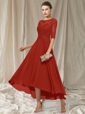 "Elegant Emma aftenkjole, ankellang med sofistikeret silhuet, ideel til bryllupper og festlige lejligheder for kvinder."