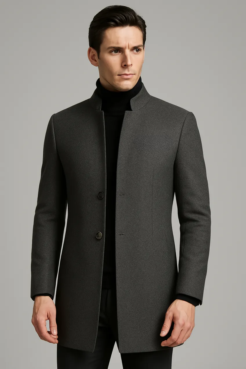 Elegant herrejakke i tidløst design. Perfekt overtøj til forår og efterår, en klassisk tilføjelse til herremode.