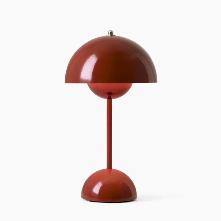Moderne skandinavisk bordlampe, dæmpbar LED med touch. Perfekt til minimalistisk interiør.
