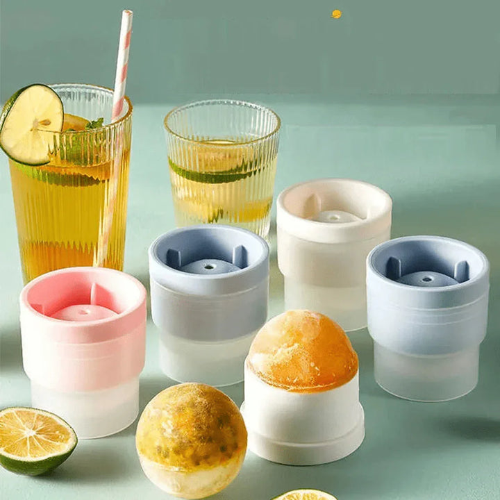Silikoneform til iskugler. Essentielt barudstyr for enhver cocktail-elsker.