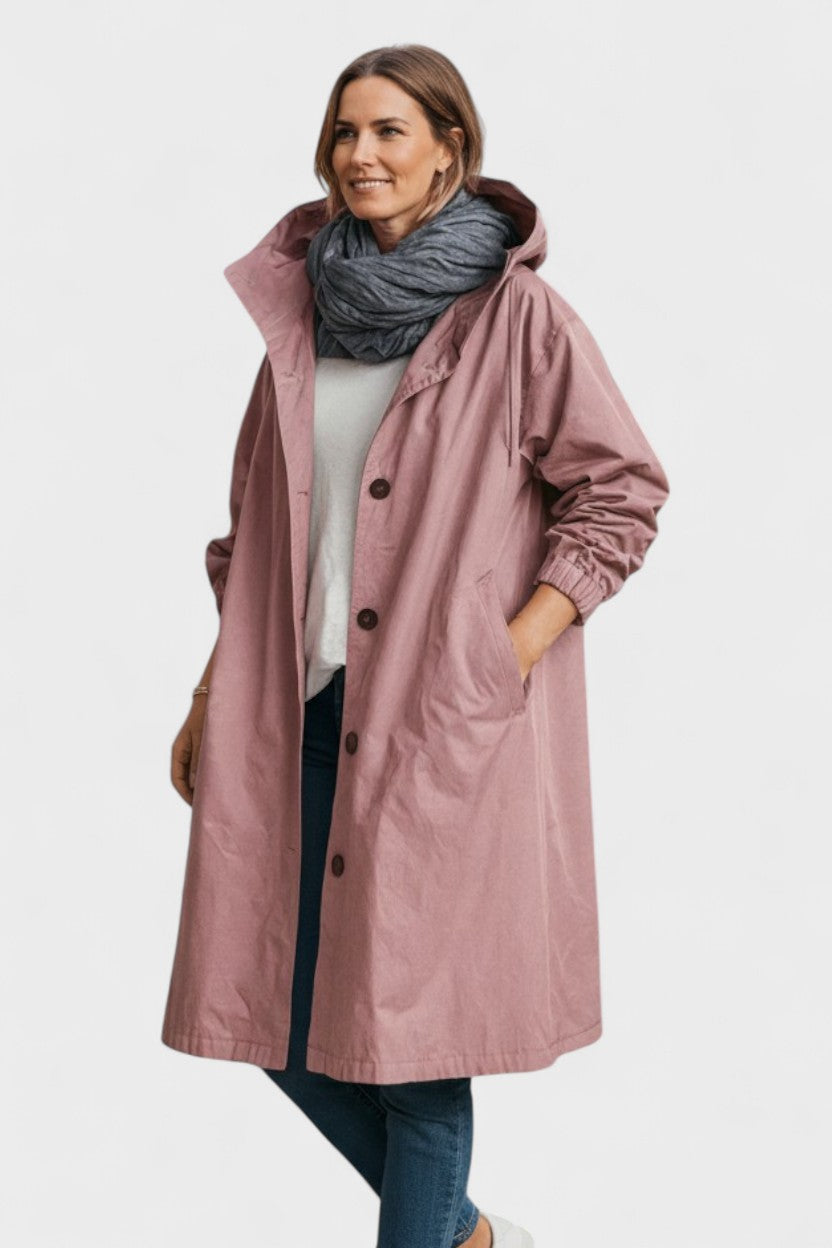 Elegant klassisk trenchcoat til kvinder, perfekt til forår og efterår. Stilfuldt vejrbestandigt overtøj.